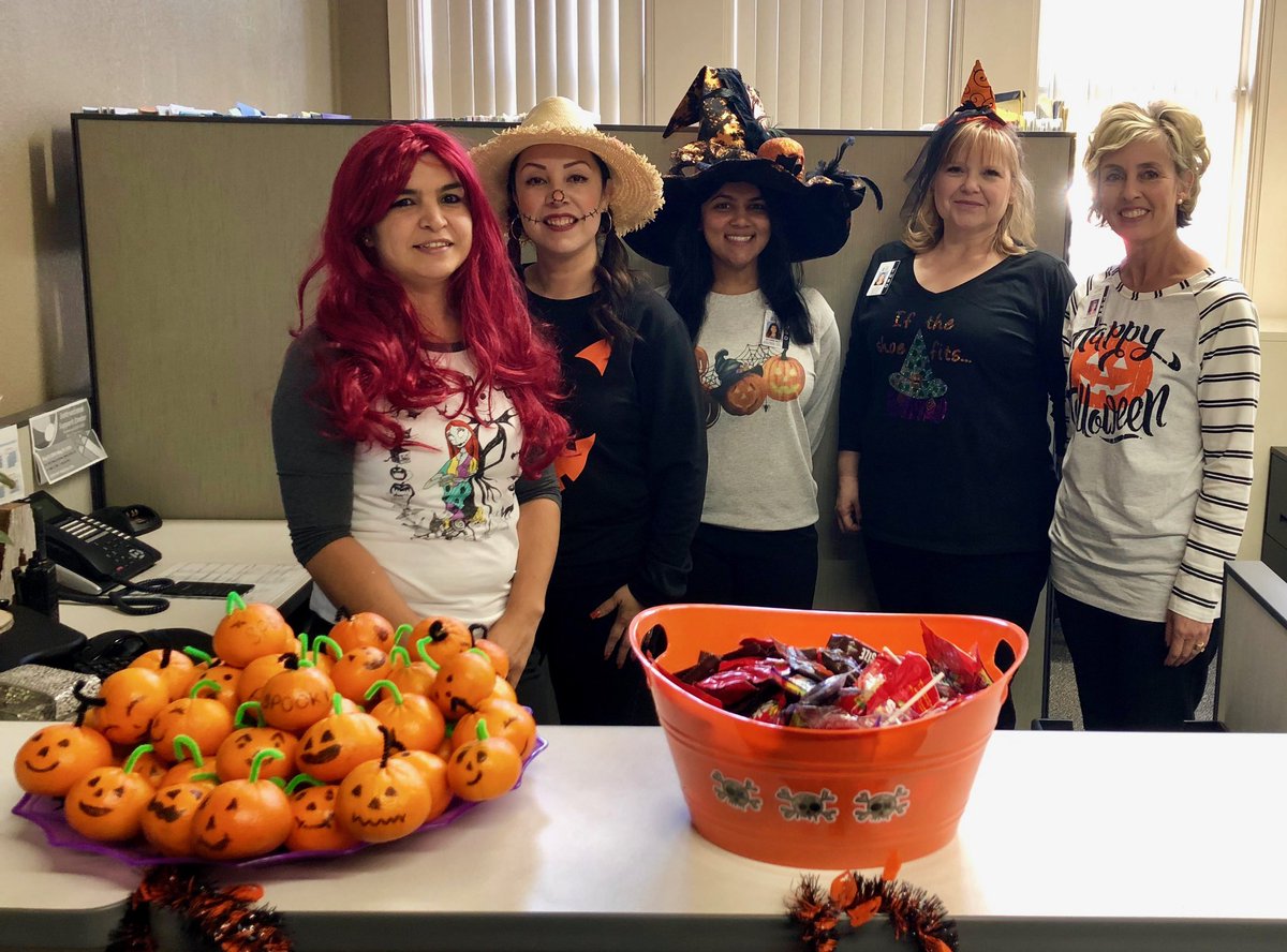 ShellieSantos2's tweet image. Happy Halloween from the C&amp;amp;I office🎃