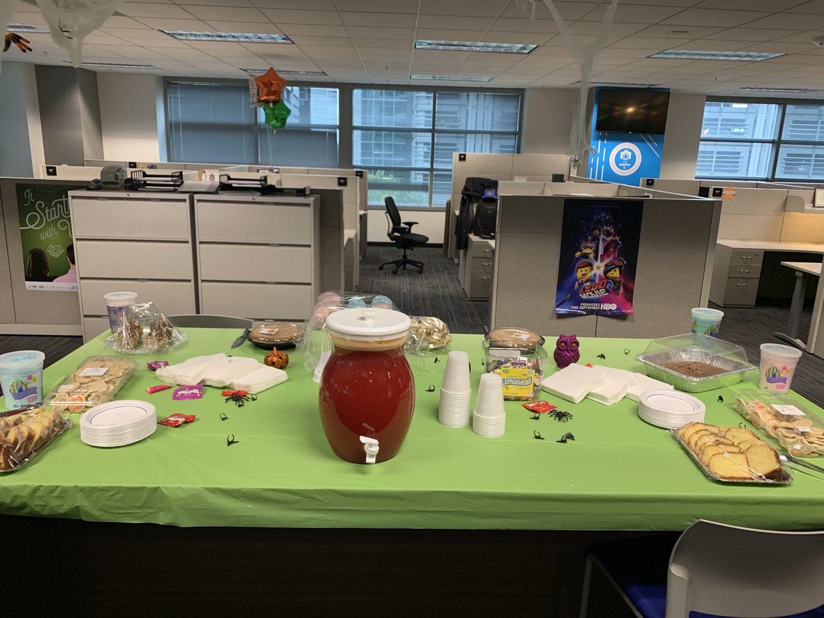 #halloween2019 #halloweentreattable #TeamATL