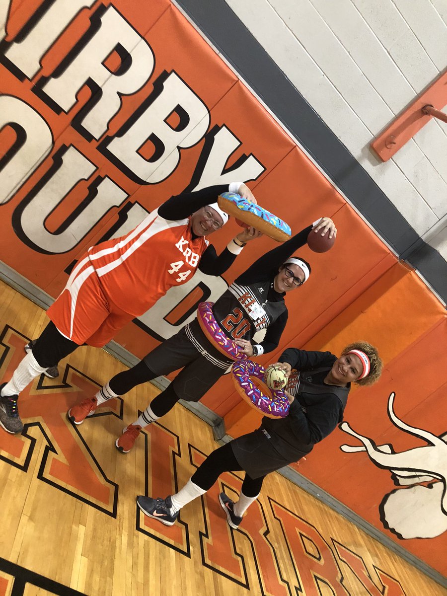 Halloween fun! Dunkin’ Donuts #dunkindonuts #coacheshavefun #bebold #iamwfisd <a href="/KirbyWFISD/">Kirby Middle School</a> <a href="/Smacunningham/">Shannon Cunningham, EdD</a>