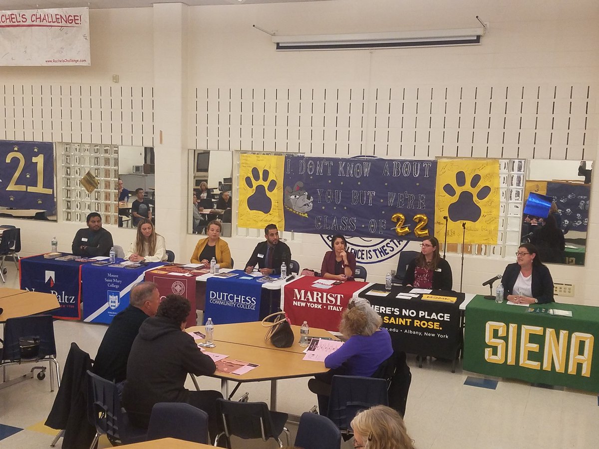 mountknightlife's tweet image. Many thanks to @BeaconCityHS @BeaconCSD for inviting the Mount and some of our fellow colleagues in the higher education field for last night's Fall 2019 College panel.  Great to see so many families!  #KnightNation #TheMount #MSMCny #LovinTheKnightLife