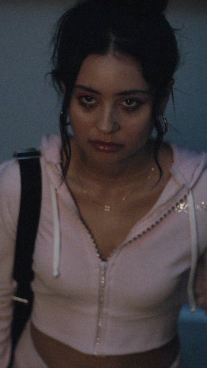 euphoricdemie's tweet photo. so i channeled the human i am most in life @euphoriaHBO @AlexaDemie https://t.co/DNHTLV88bt