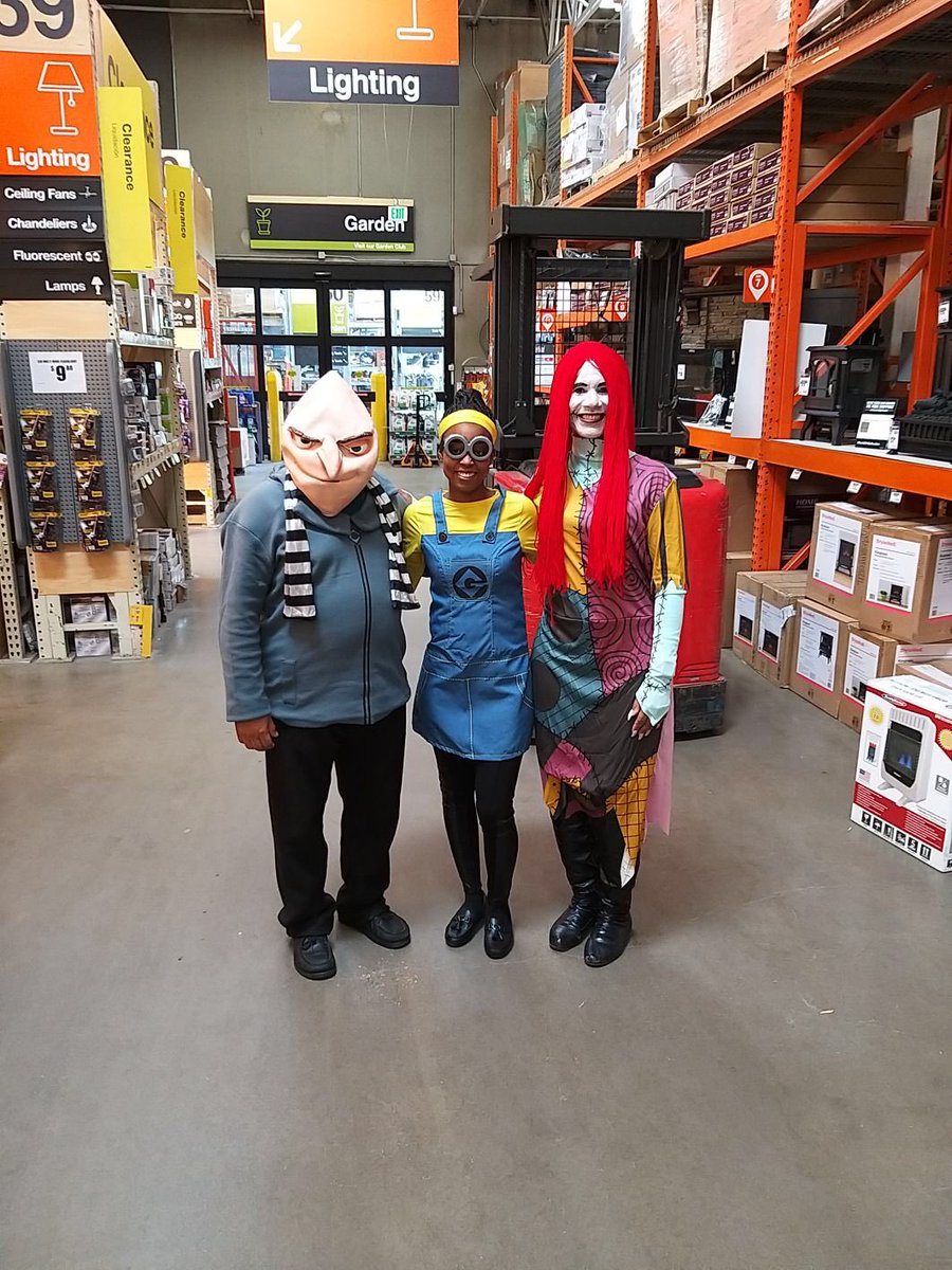 725 rocking Halloween