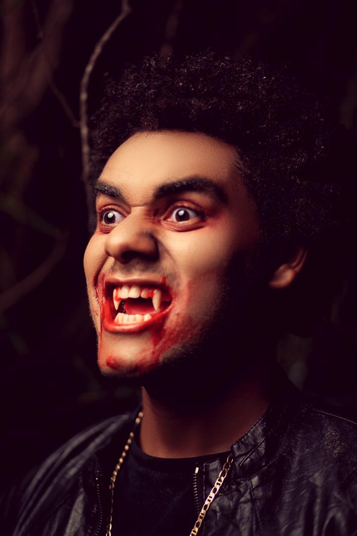 stan_hoffman_'s tweet photo. cos their blood tasted so ....rich. the thought of the flavor caused my fangs  to distend a little and dig into my lower lip. Not now. Not here. 
It was a party with unlimited drinks. But my hungry  ears picked up one steady beat. He wasn't drunk. #blutang #halloween2019 https://t.co/UFCLPjMWBg