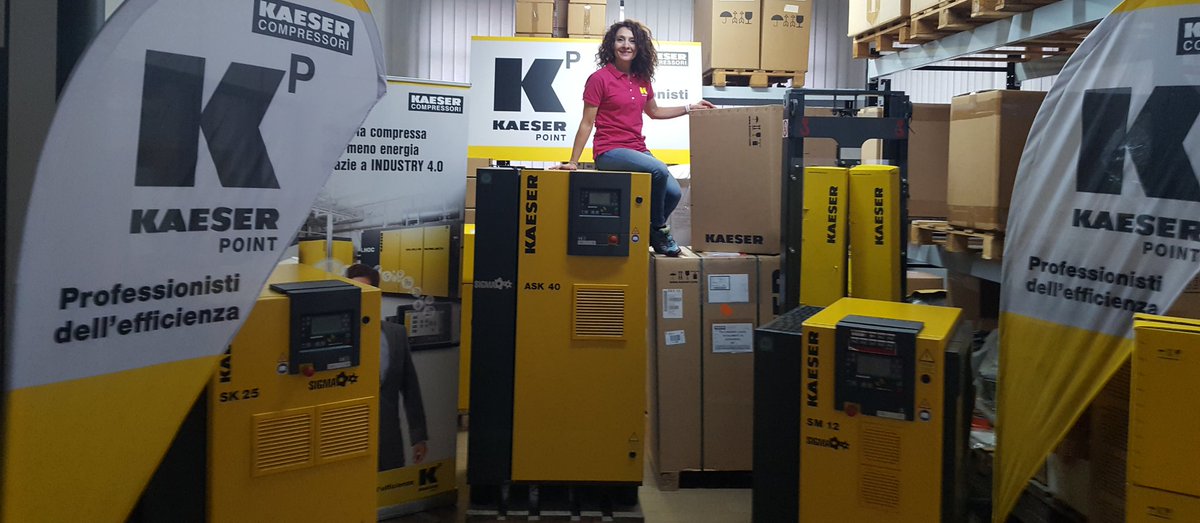 EmanuelaRava1's tweet photo. 🎗 Ottobre è il mese della prevenzione del tumore al seno #Kaeser è partner della Fondazione AIRC
💛 Grazie #Kaeser per sostenere 💙#AIRC
Associazione Italiana per la Ricerca sul Cancro
🌸#PinKAESER #KaeserForWoman🌸
 #NastroRosa
🙂#TDAdiMassimoLusardi💛 #KaeserPointAlessandria https://t.co/QMfTzWvLtH