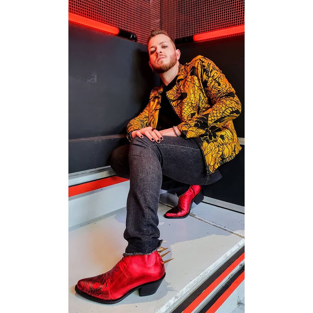 NicolaCavallaro's tweet photo. Codice 04 per votare #NicolaCavallaro 🤘

#xf13 #XFactor13 @XFactor_Italia https://t.co/ZKLTwz58mM