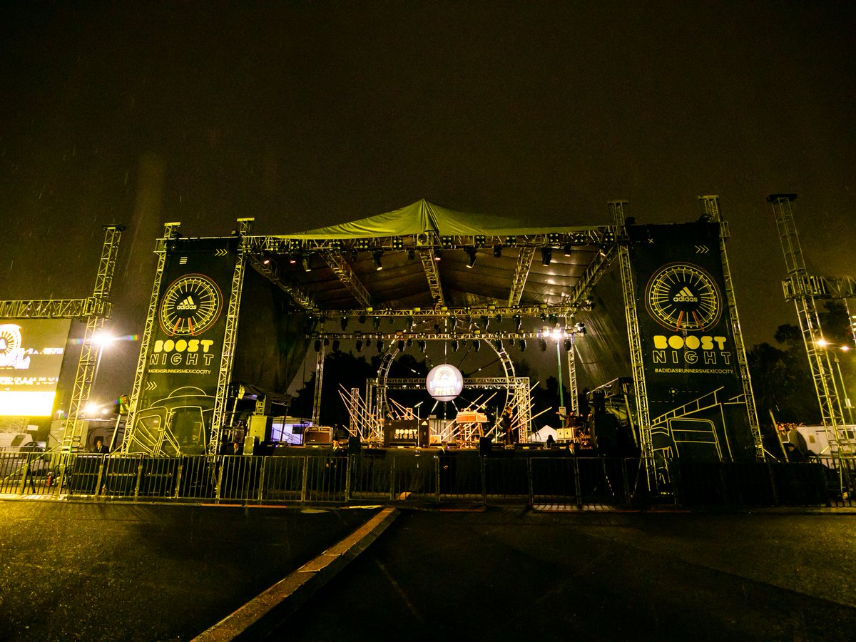 RunningLife_'s tweet photo. adidas Boost Night 2019 ๐๐๐โโ๏ธ๐โโ๏ธ๐๐
โ๏ธ 3,000 corredores
โ๏ธ adrenalina nocturna
@adidasMX
Checa la nota completa: https://t.co/65sKaLnJbT
#adidas #adidasBoostNight #UltraBoost #Boost #Running #Nadatedetiene #RunningLife https://t.co/EtdGu4IVzY