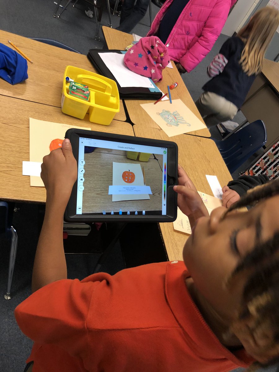 These kiddos are having a blast creating arrays! They love using <a href="/Seesaw/">Seesaw</a> to showcase their creations. #SPOOKTECHULAR #LUFKINLEARNS #LISDTECHORTREAT