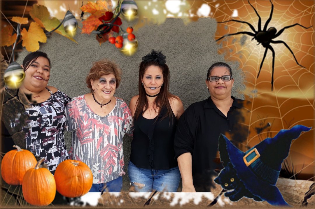 Cassya_Caroline's tweet photo. #SP1 #Globo Art Massas Halloween assistindo SP1 https://t.co/5VjLwDZxAk