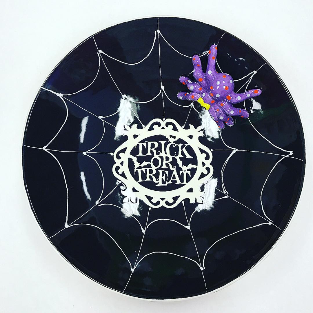 Have a happy and safe #Halloween! 🕷️🕸️ <a href="/SMColormemine/">S.Miami Colormemine</a>