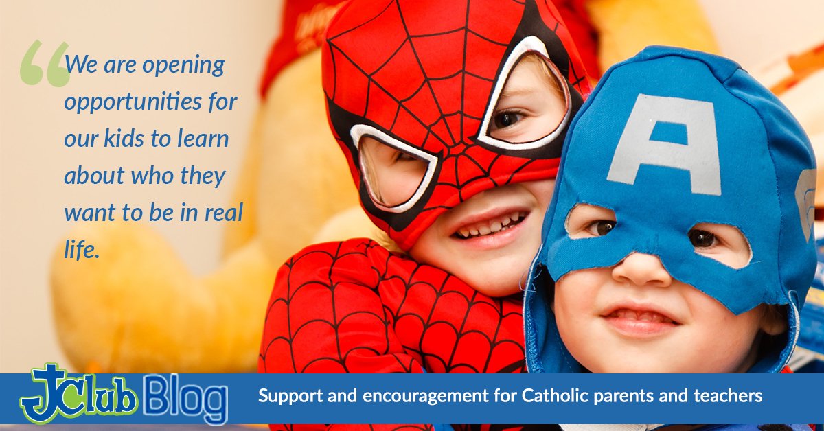 How can Halloween costumes help kids become the saints they are called to be? Blog post: bit.ly/2VZWDfb
#CatholicKids