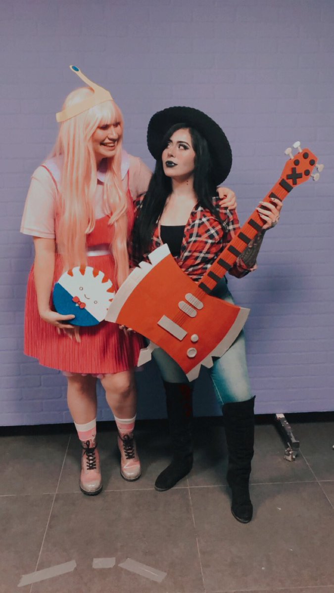 ilsepla's tweet photo. La Marceline y la Princess Bubblegum. #Sallyween #halloween2019 https://t.co/3tfSOs5fm9