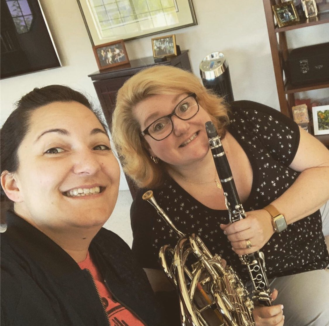 mcinnismusic's tweet photo. A1: I’m Shannon McInnis and I teach at San Elijo Middle in San Marcos. This is a photo of me and my teaching partner @MsKofMusic Annie Kossler. We play in a woodwind quintet outside of school which helps us to keep ourselves connected to music and our instruments ❤️ #CaArtsEdChat https://t.co/7mDwCOK81a