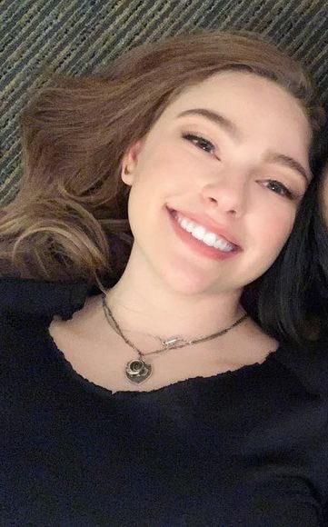 handonsdaria's tweet photo. Happy 20th Birthday to the wonderful, talented, and beautiful @itsdanielleruss.
I hope you have the greatest day today.
You’re the best Hope Mikaelson.
I can’t believe you’re 20 now.
#HBDDanielleRRussell #RosesforRussell🌹 https://t.co/G065T5gKdG