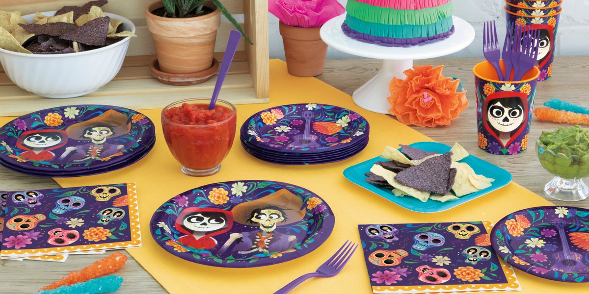 UniqueIndParty's tweet photo. Keep up with the latest licensed party trends! We have new collections featuring Coco, Muppet Babies, Winnie the Pooh, and Alice in Wonderland. Browse all of our licensed party supplies and place your orders today. #cocoparty #disneypartyideas #disneypartysupplies https://t.co/kB159nINBT