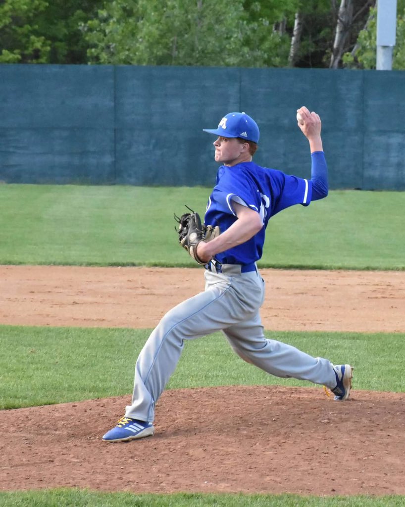 tgross57's tweet photo. I am beyond excited to announce that I will be attending Valparaiso University to further my academic and baseball career. I’d like to thank God, my family, friends, teammates, and coaches that have helped along my journey. Go Crusaders! #GoValpo #Saddle⬆️ @EliteSportsAdv https://t.co/BCwWCGXqzt