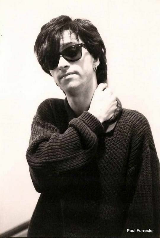 Happy Birthday Johnny Marr

The Smiths - This Charming Man

 