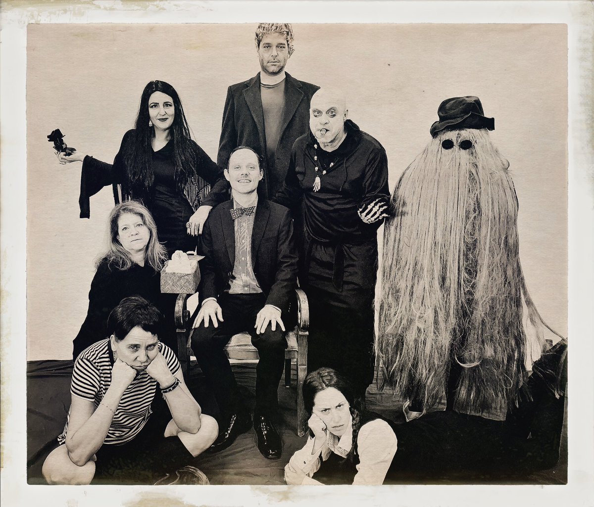 Happy Halloween from the Arts Family! <a href="/MPSJSAC/">MPSJ SAC</a> <a href="/TCDSB_Arts/">TCDSB Arts Dept!</a> <a href="/GilkinsonS/">Sheila Gilkinson</a> <a href="/MpsjArtAykler/">Art with Aykler</a> <a href="/MalecStanley/">Stanley Malec</a> <a href="/MpsjComm/">MPSJ Yearbook 2021</a>