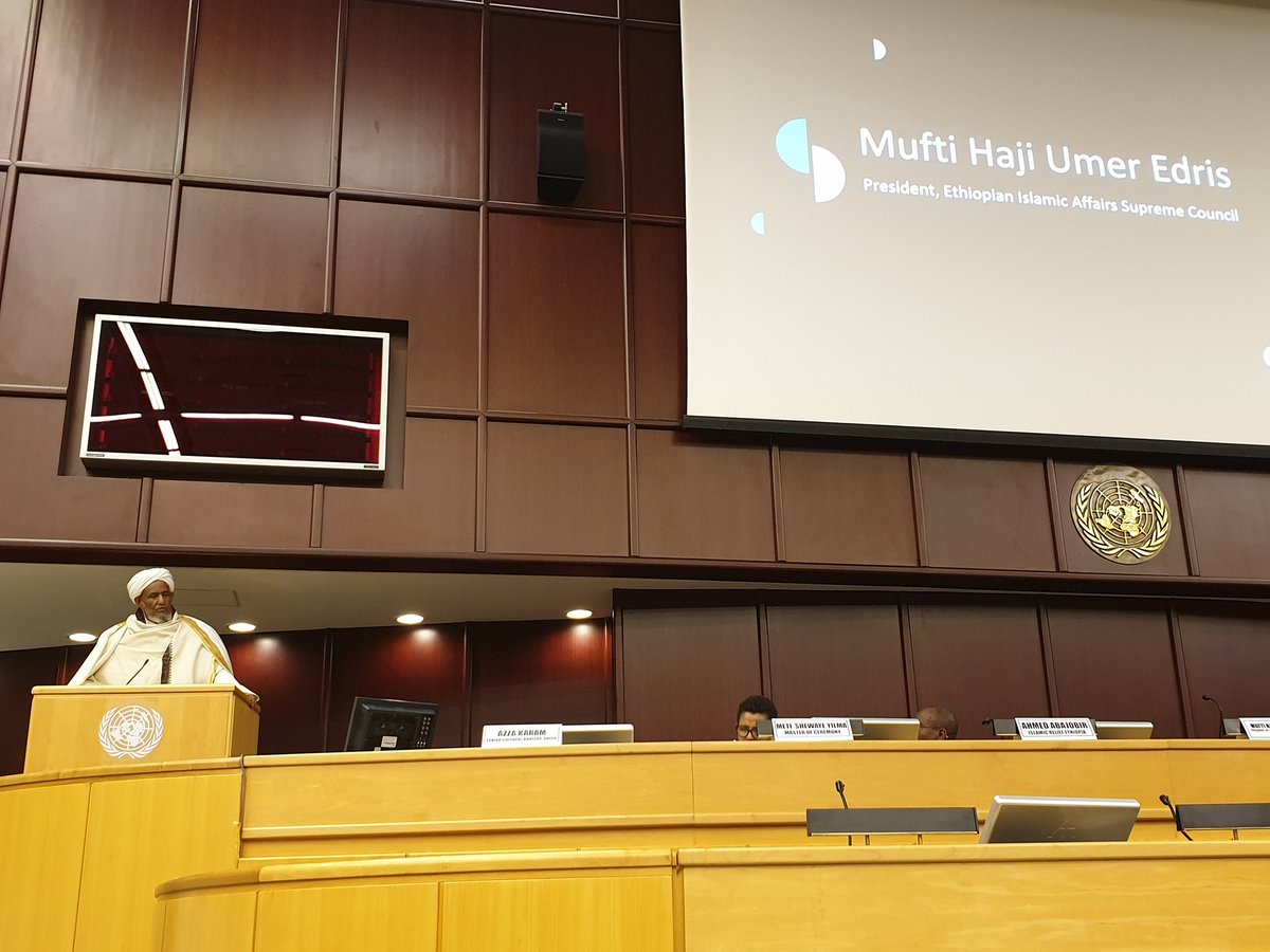 TufailH's tweet photo. "Equality of women and men, Muslims and non-Muslim are dignified in front of God" - Mufti Haji Umer Edris (President, Ethiopian Islamic Affairs Supreme Council)

Religious leaders have played a vital role in helping us to launch the declaration. #AddisForGenderJustice https://t.co/QzwJ3EoOlf