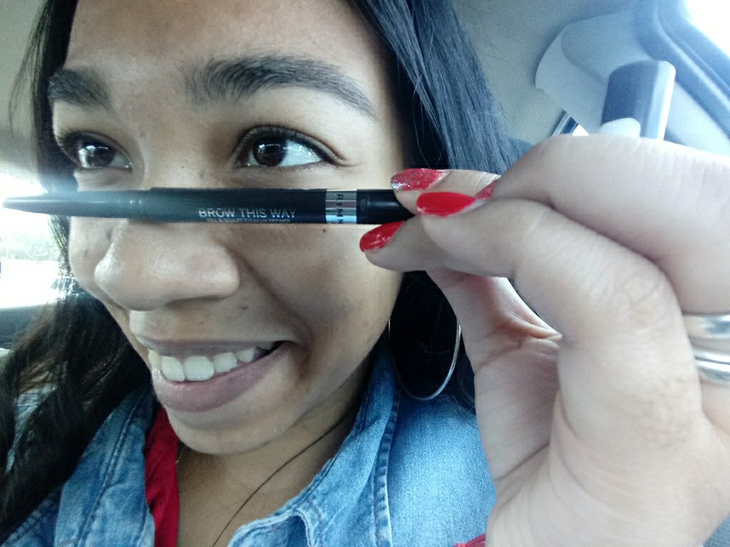 MariieShee's tweet photo. El mejor lΓ‘piz de cejas que he probado! Te las deja llenas, pero naturales! #BrowYourWay #Rimmel #MakeUp #TheSelfeeApp https://t.co/M7CkWJoTt3