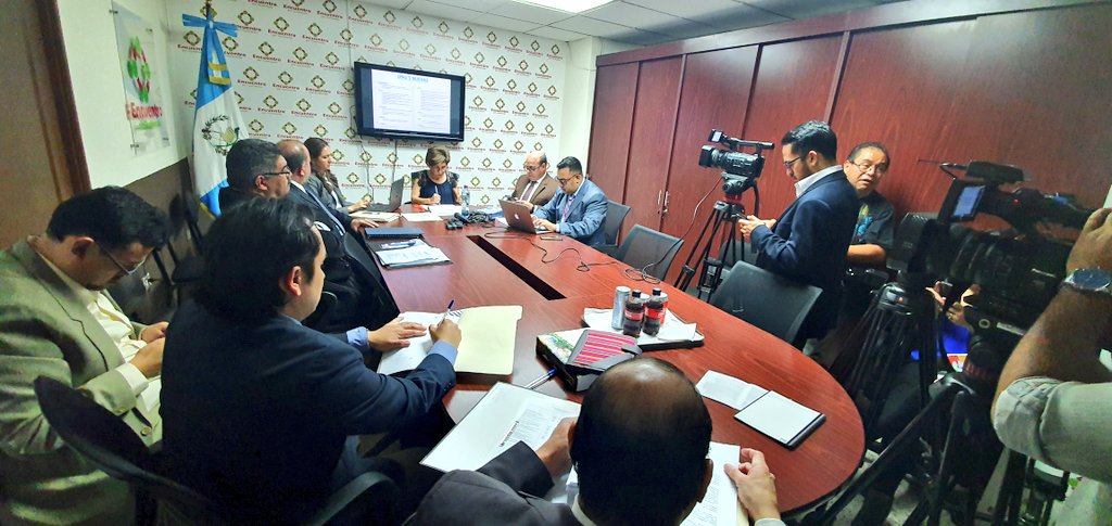 EncuentroGuate's tweet photo. Citación por dudas proyecto de presupuesto 2020.

#EncuentroPorGuatemala 
@NineMontenegro https://t.co/5JVOKkvPmO
