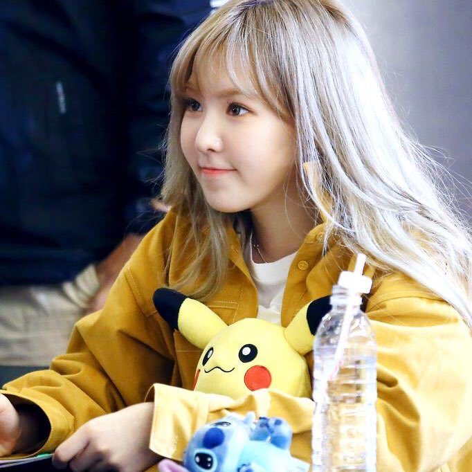worldscheekies's tweet photo. wendy from red velvet https://t.co/N8HCKlOcY1