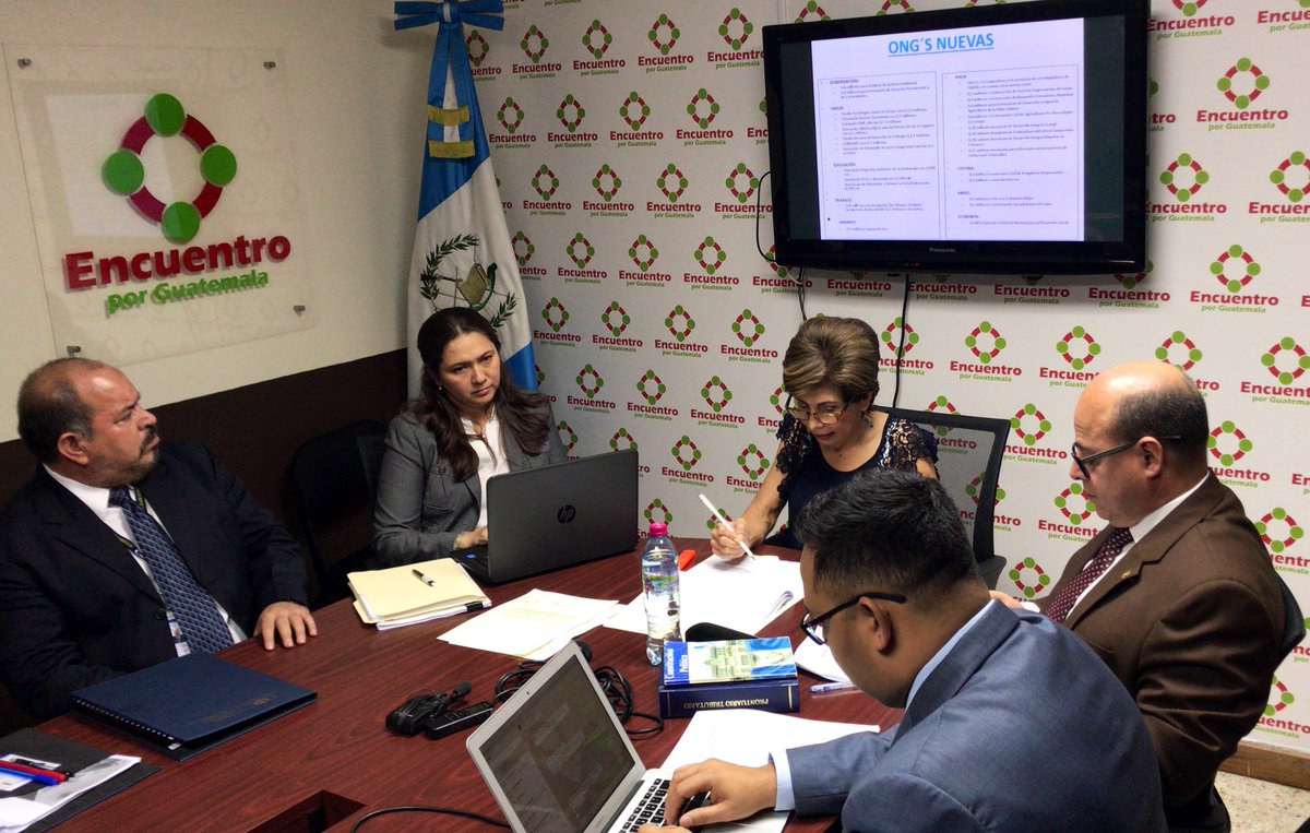 noticiascastro's tweet photo. Autoridades de @SATGT @MinfinGT citadas por @NineMontenegro de @EncuentroGuate por tema Dudas Proyecto de Presupuesto 2020. https://t.co/leizdbOJ1t