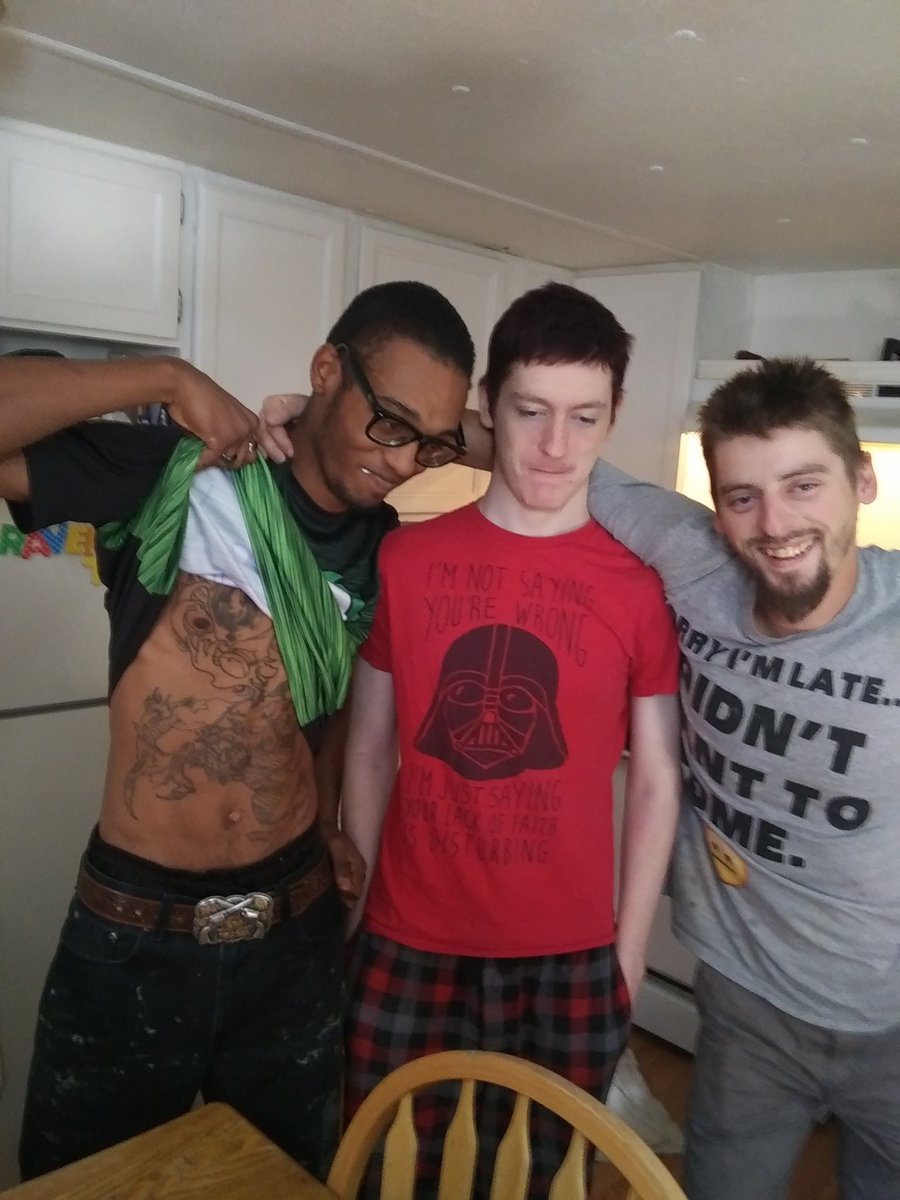 widget333's tweet photo. #BornDayBash #GoodTimes #HappyHalloween #LoveMySon #HawkwardFun @Ruun_Wolf17 Love u son https://t.co/esyjah91Bs