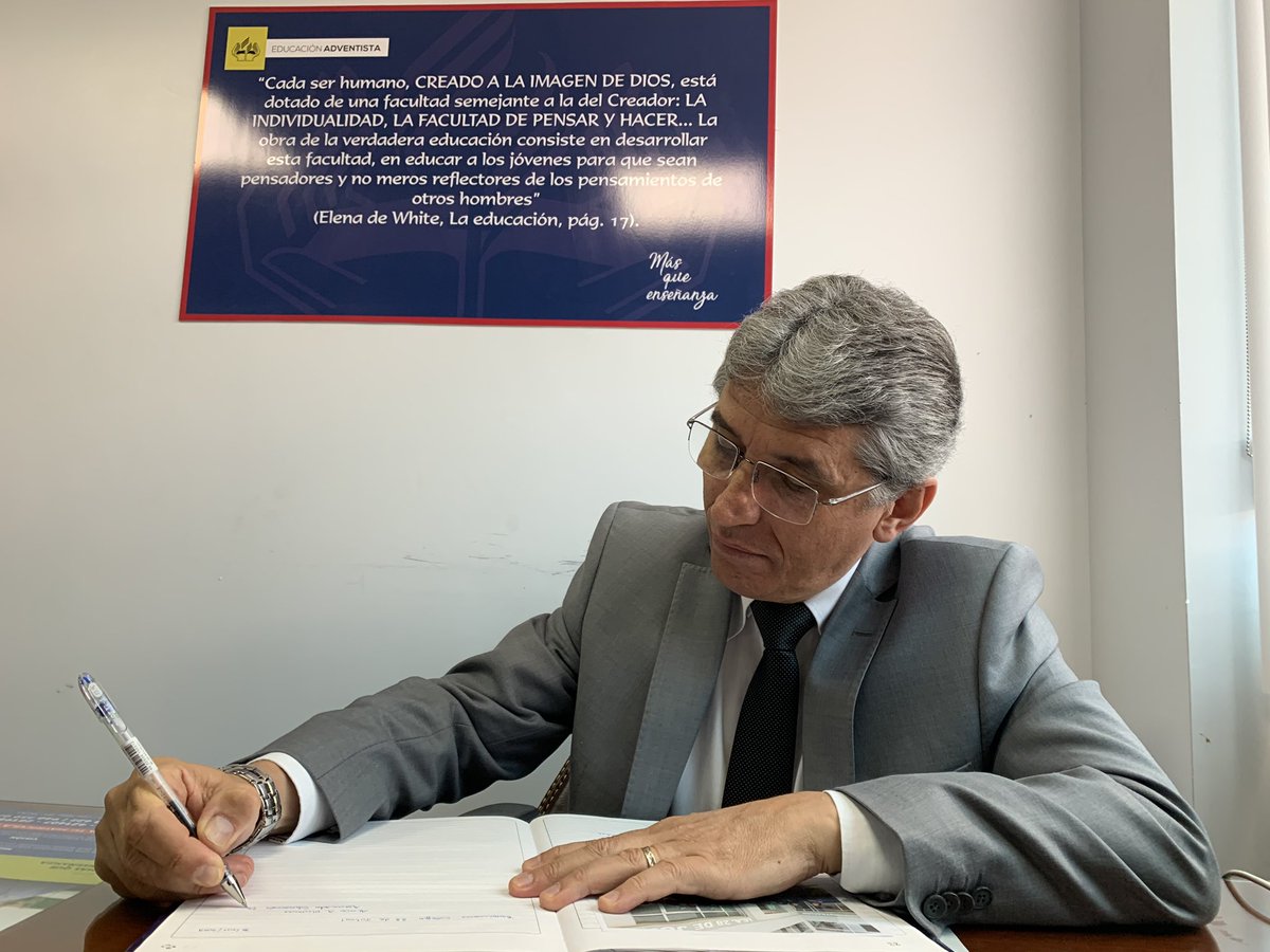 ASEAPSOFICIAL's tweet photo. Gratitud por parte de los alumnos, personal docente y administrativo de la #IEA #28DeJulio, a los líderes de la #EducaciónAdventista por la grata visita recibida. #ASEAPS #MásQueEnseñanza https://t.co/WkPN0NQXBb