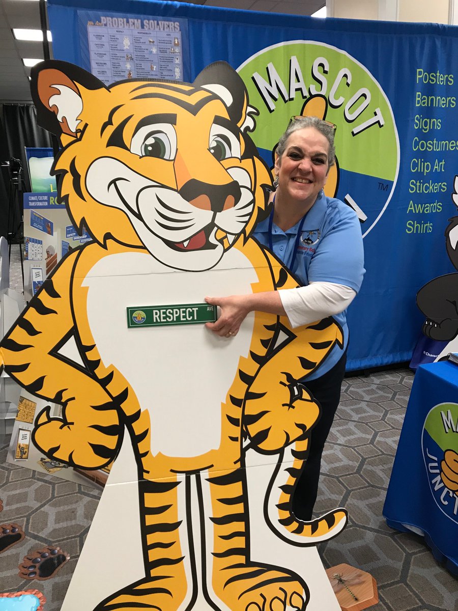nccharacter's tweet photo. Workshop on Character Education with our wonderful @TMSAElementary character education committee @piedmontcc November 1
Looking forward to it! #character2019
@JustynKnox @CharacterDotOrg https://t.co/awiFZRG7cC