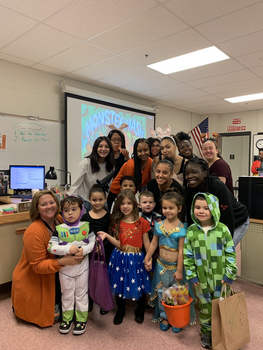 <a href="/Taunton_Schools/">Taunton Public Schools</a> Tiger Tots stopped by CAD class today!! 🐅 🎃🧡