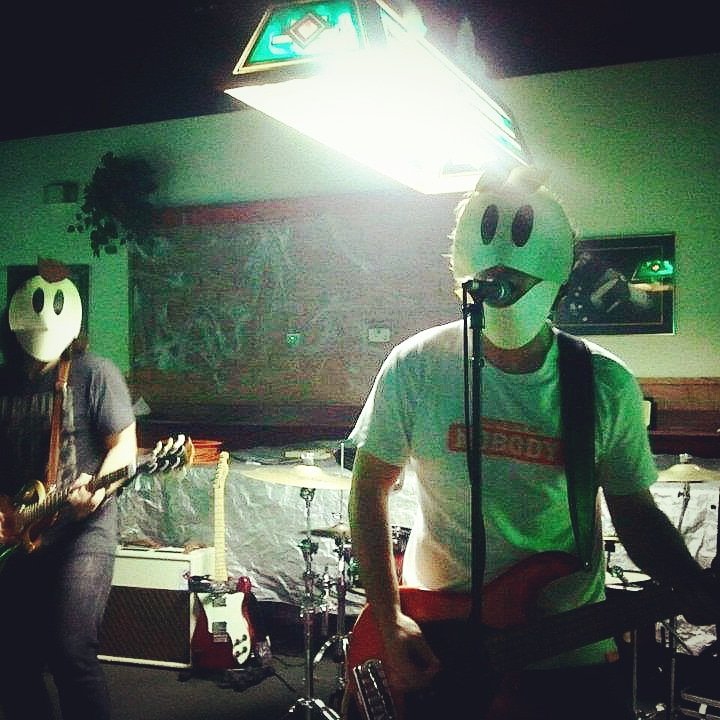 TheDeadlyBlank's tweet photo. 🎃HAPPY HALLOWEEN 🎃 #trickortreat 🍬 #tbt to when we were #canadian for #Christmas 🦇 #terrenceandphillip 🦉 #SouthPark #rockandroll 📸 by @toolboy1134 https://t.co/01njB1b9ey
