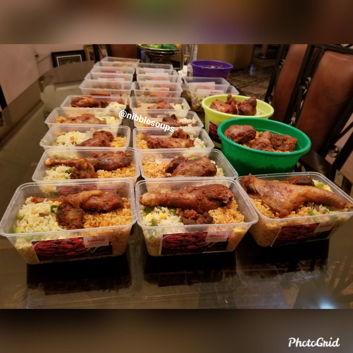 nibblesoups's tweet image. Jollof rice/fried rice/chicken/beef

Place your orders today!!!

#justnibblesfoods #justnibblesoups #chefjummy #nibblesoups #dishesbychefnibbles #jollofrice #friedrice #chicken #beef #catering #indoorandoutdoorcatering #food #foodvendor #weddingvendors #PrayforMercy #TachaIsClout