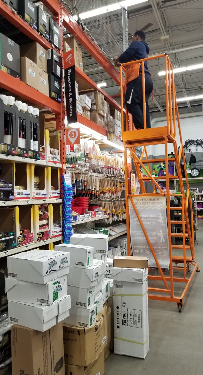 brookedcoleman's tweet photo. Yesterday's #4oclockBlitz in D24 = empty netting again and another #perfectbay!  Special thanks to Juan, Lauren, Tyler, Pedro, Jon, and Jen! @MichaelLeavyTHD @NicoletteH17 @JasonArigoni  #OneTeamOneStore #D71ALLIN https://t.co/VTE1yjErLJ