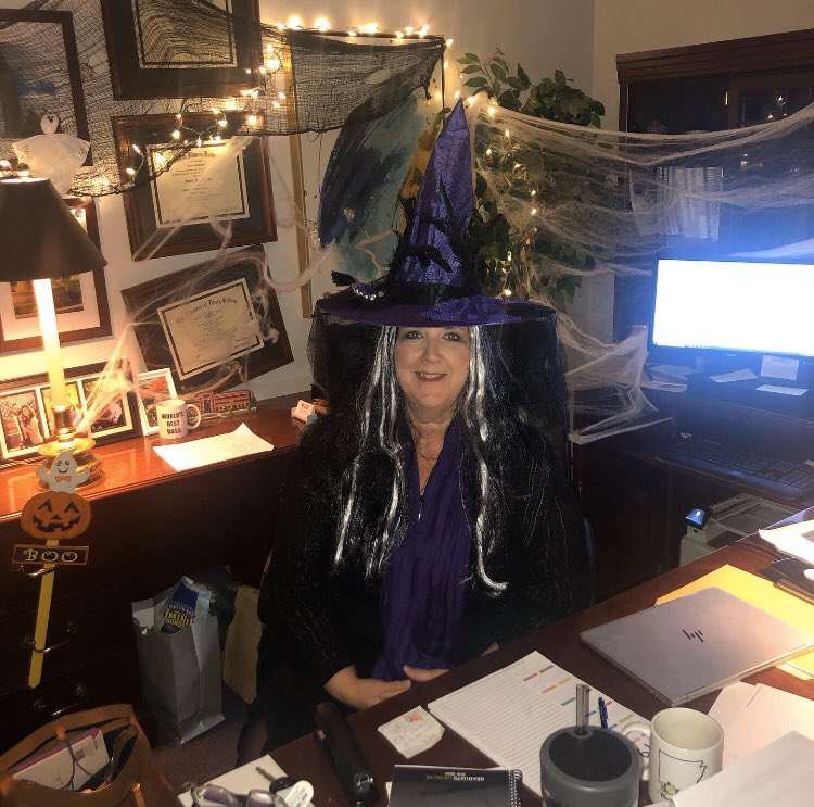 Students beware or you may be bewitched in the RCB today! Happy Halloween! 
#rcbatsau #happyhalloween