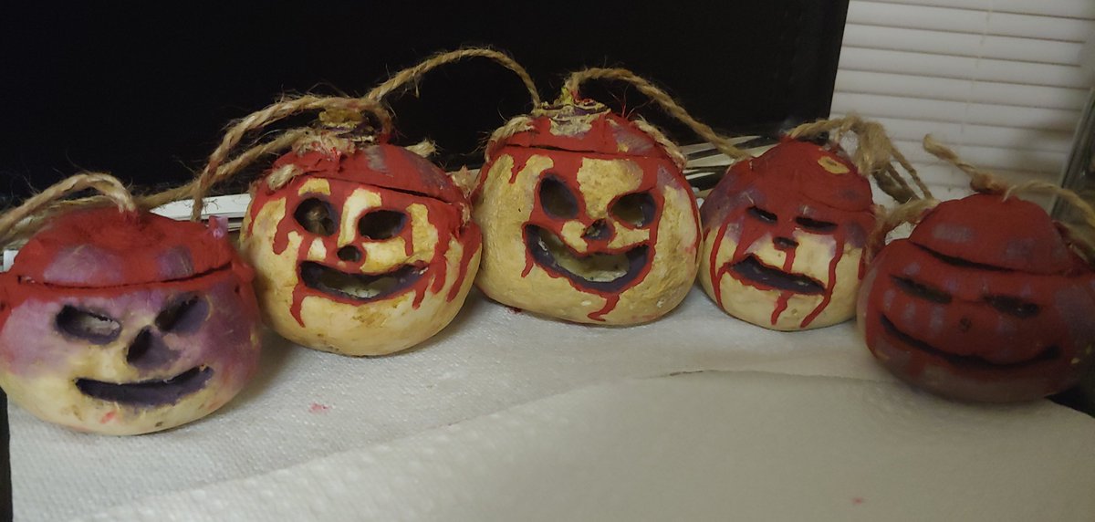 bsmith6661's tweet photo. Spooky Turnips
#TheGardenDistrict https://t.co/ctWoUCbrnR