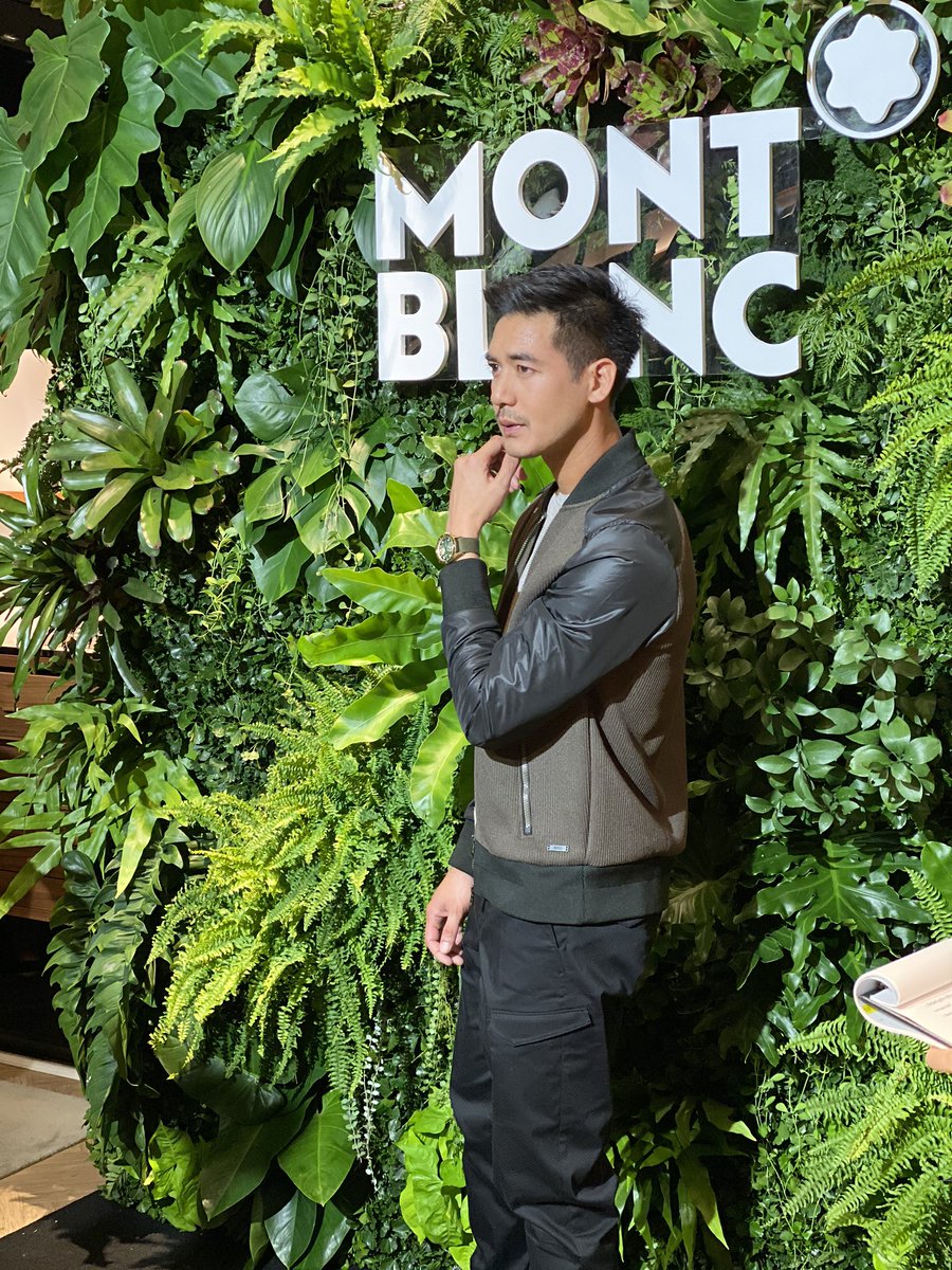 esquire_thai's tweet photo. ลุคเท่ๆ พร้อมผจญภัยของ #เวียร์ศุกลวัฒน์ ที่งานเปิดตัว Montblanc 1858 Geosphere Limited Edition ในวันนี้ ให้กี่คะแนนดีครับ?
#EsquireWristLove #EsquireThailand #Montblanc #MontblancThailand #Reconnect1858 #Montblanc1858 #Weir19 #WeirSukollawat https://t.co/Wxq1hJY4zF