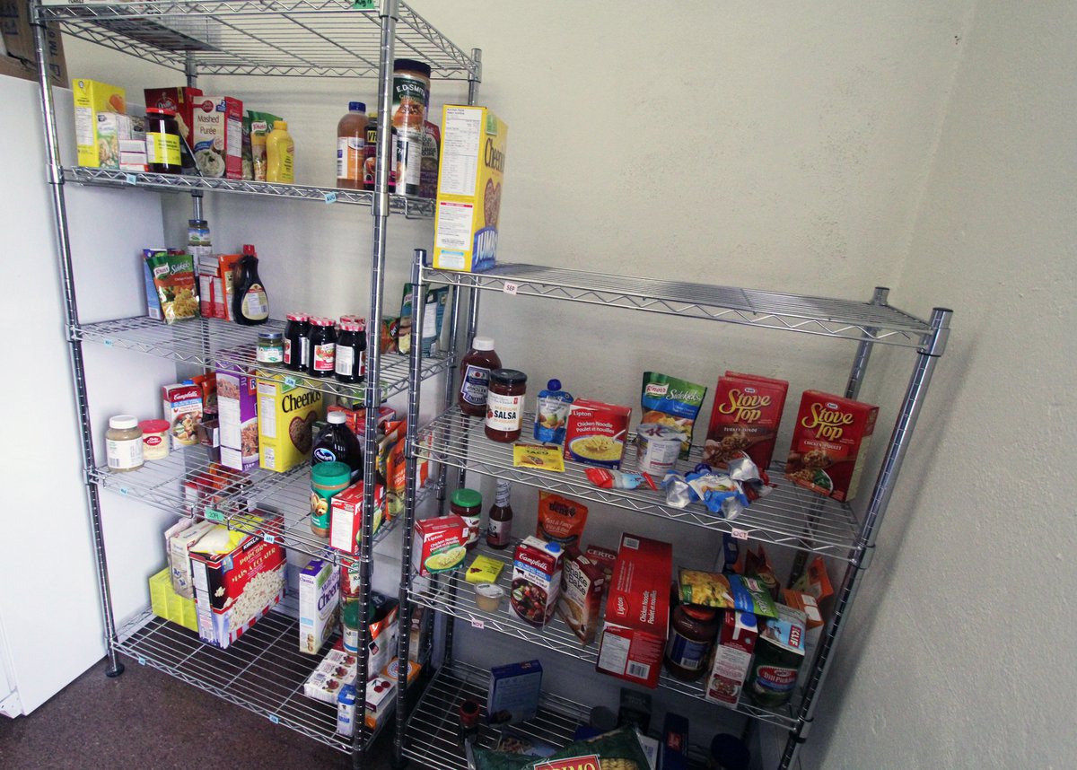 BUBobcats's tweet photo. Help us re-stock the shelves of the BUSU Food Bank this weekend by bringing a non-perishable food item to this weekend's games. Simply drop a donation off for the bin as you enter the HLC this weekend and help students in need. https://t.co/c7Lz3T6Zbn
