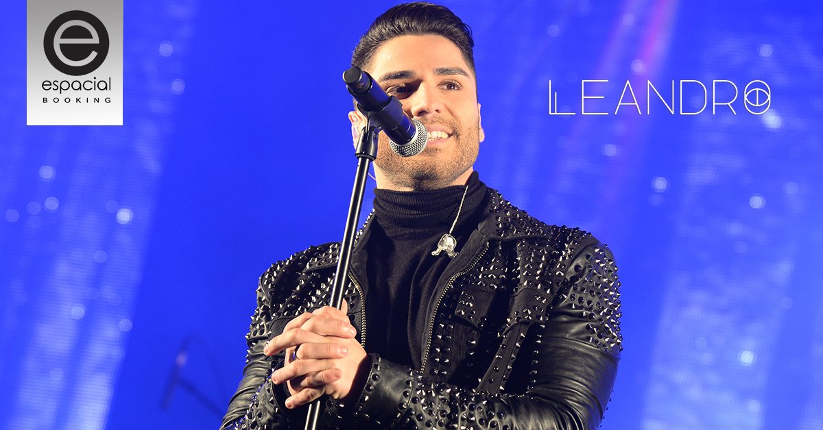 EspacialBooking's tweet photo. LEANDRO - Ao vivo
Gala Cultural Portuguesa
Halle de Fêtes - Payerne - Suiça
#leandro #concerto #espacialbooking #editoraespacial #musicaportuguesa https://t.co/UiL4oxqDZZ