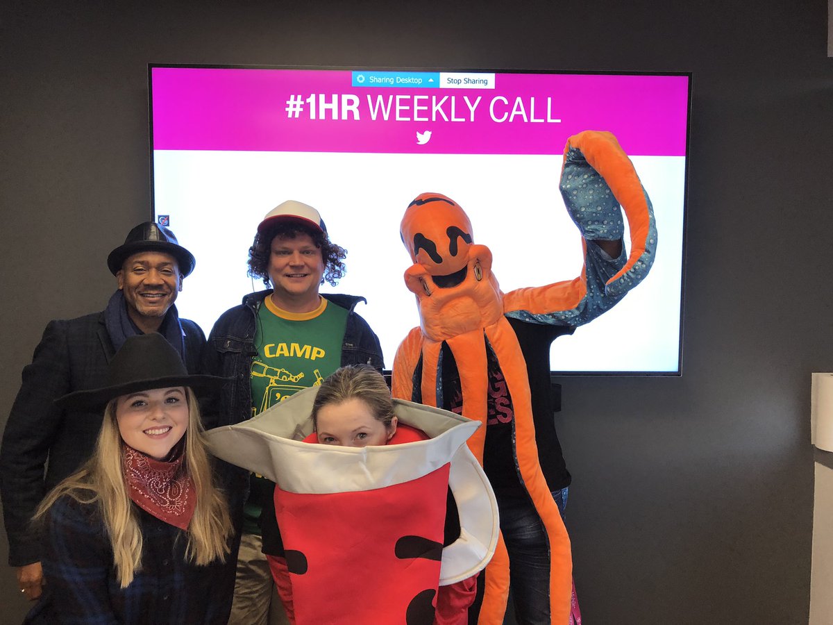 #HappyHalloween #1HR!