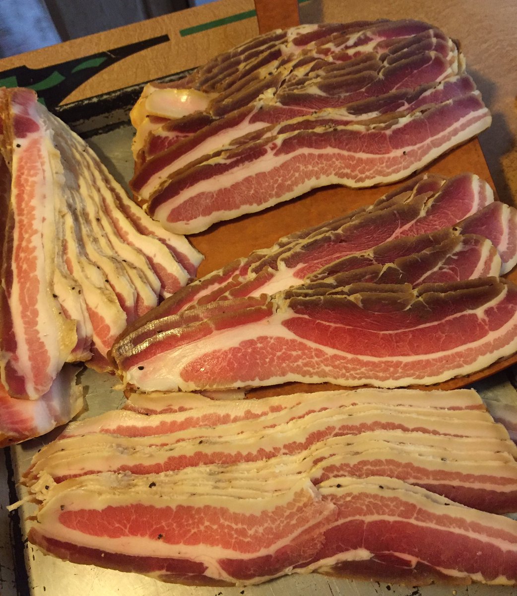 LovieBearsBBQ's tweet photo. The #Brisket is Lookin G😍😍D!! Decided to Slice up some Homemade #bacon while we wait!! #BBQ #SmokinLife #LovieBearsBBQ #BaconLove https://t.co/1E6DYju0lA