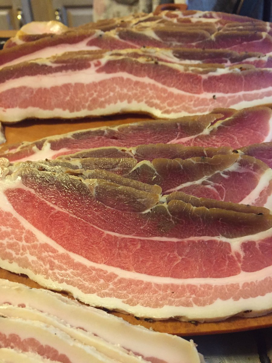 LovieBearsBBQ's tweet photo. The #Brisket is Lookin G😍😍D!! Decided to Slice up some Homemade #bacon while we wait!! #BBQ #SmokinLife #LovieBearsBBQ #BaconLove https://t.co/1E6DYju0lA