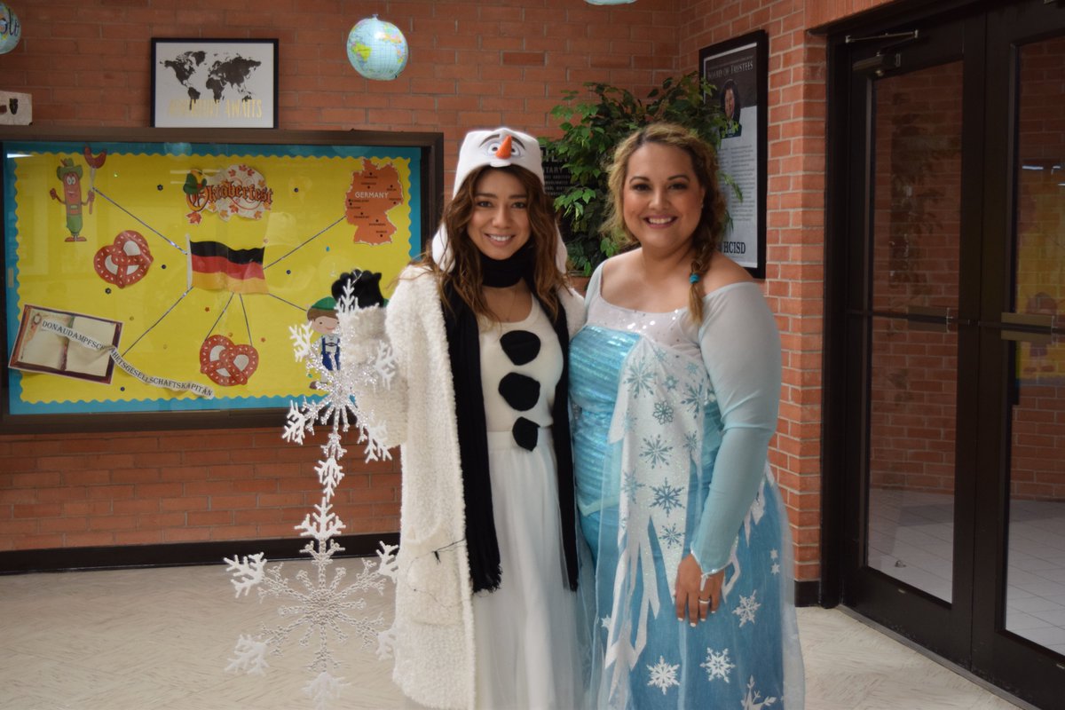 MilamMustangs (@milamhcisd) on Twitter photo Elsa and Olaf participated in our #walkinginmyschoolshoes <a href="/leslieann4106/">Leslie Ruiz</a> #Milamproud #hcisdproud Elsa and Olaf participated in our #walkinginmyschoolshoes <a href="/leslieann4106/">Leslie Ruiz</a> #Milamproud #hcisdproud