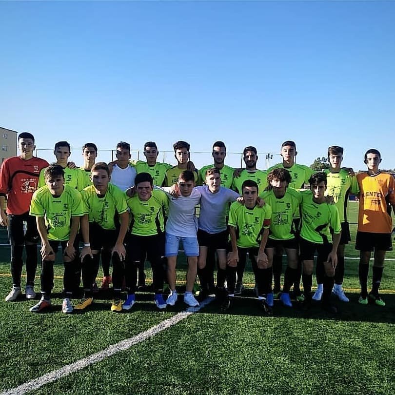 OrceraCF's tweet photo. El pasado finde 📅26-27/10 ninguno de nuestros equipos federados #ORCInfantil ,#ORCJuvenil y #ORCSenior consiguió ganar.Ojala esta semana se de mejor y tengamos más suerte.Os dejamos la reseña de la web @DeporteOrcera ➡️
https://t.co/OGWDEi0r7d https://t.co/cDscaIOt4H
