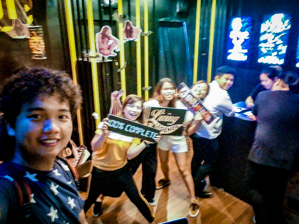 alymntz_'s tweet photo. We made it! Ang saya saya!
#breakoutph https://t.co/ZxqGC8r0aT