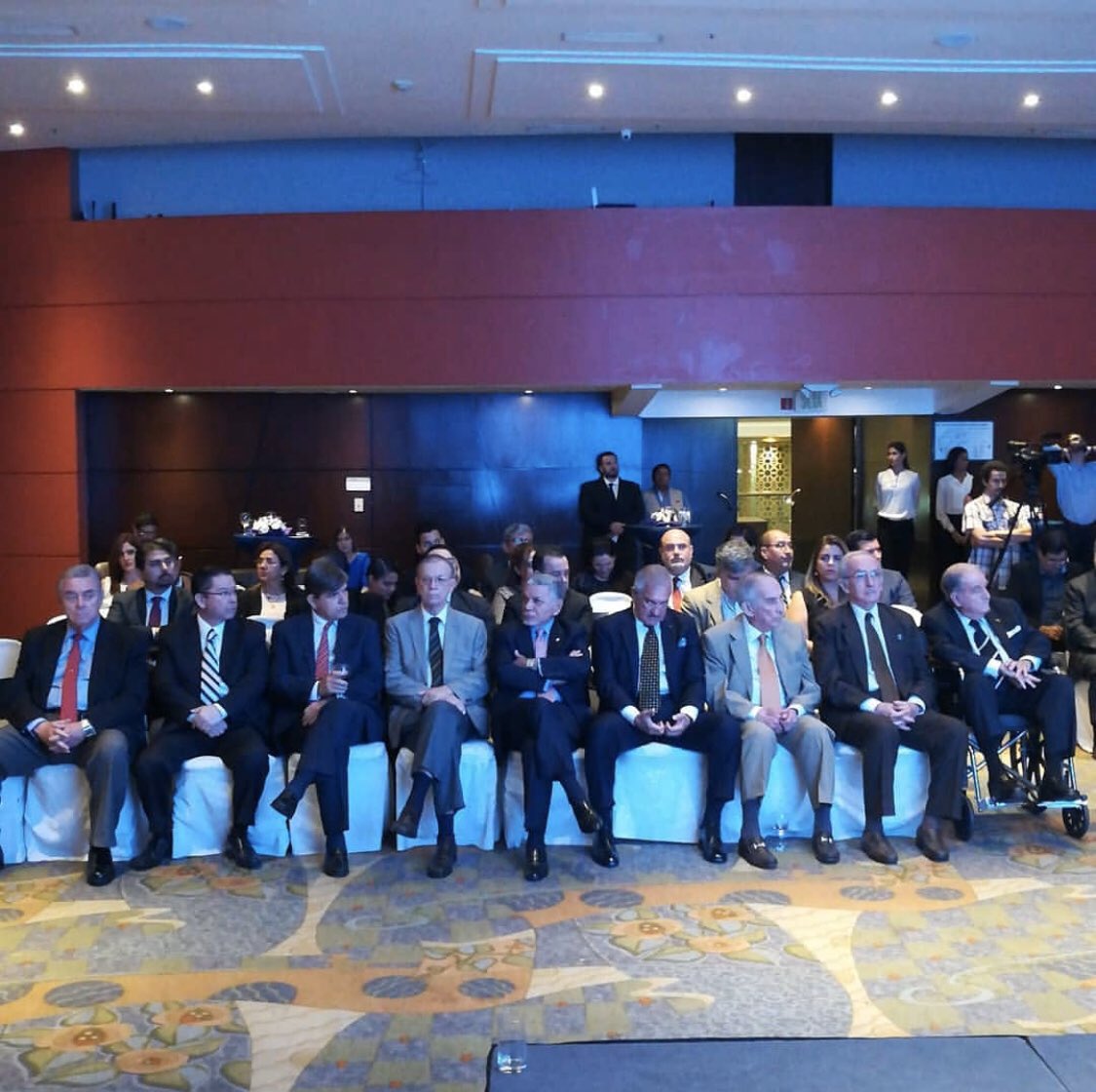 annemntour's tweet photo. Momentos de los EFQM Awards #EfqmAwards2019 #EFQM #EFQM2020 #CODEFE @CODEFE https://t.co/A5QfSl9Csy