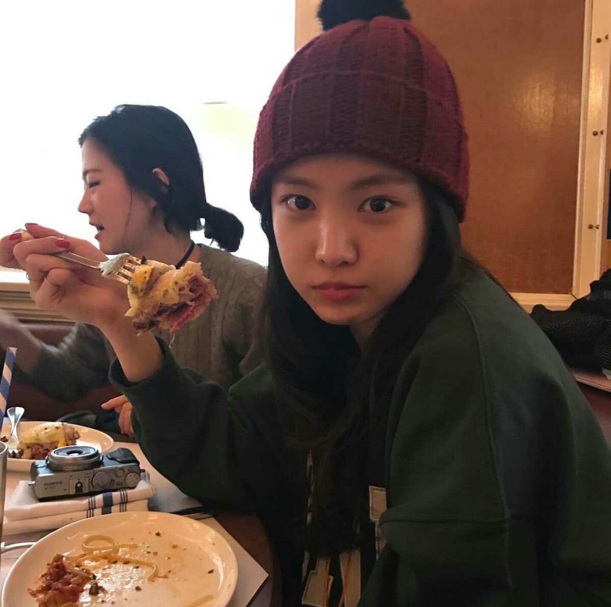 worldscheekies's tweet photo. naeun from apink https://t.co/Qn8Mg3wyGO