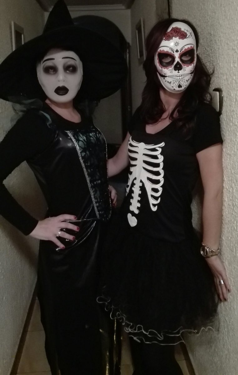 analedesmaperez's tweet photo. Halloween 2019 https://t.co/pEd1RwwQe7