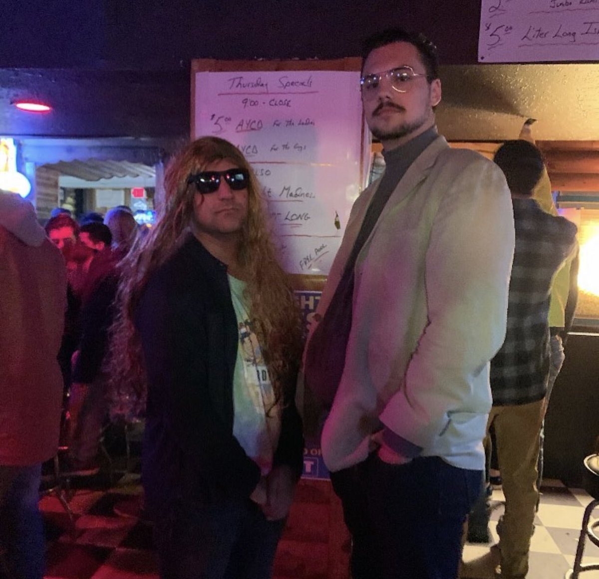 PardonMyTake's tweet photo. AWL Halloween szn https://t.co/bF09QYaRyL