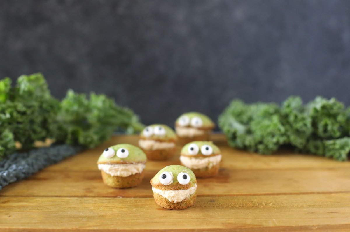 CutnCleanGreens's tweet photo. We're all eyes for these little #monster #cupcakes. #HappyHalloween 🎃👀👻 https://t.co/ztn3SUwlDt