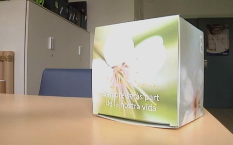 lhdigitalh's tweet photo. #SOCIETATLH Les capses de dol perinatal o com guardar records dels nadons traspassats. Una nova iniciativa de l'Hospital General de l'Hospitalet @consorcsanitari      https://t.co/YfJ9NPPGVU https://t.co/JDV1Cgl41n
